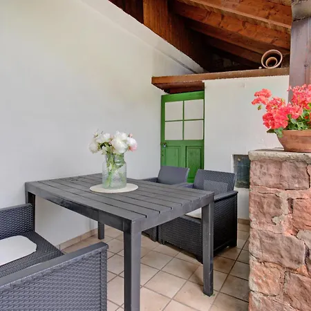Zum Storchennest Guest house Bann