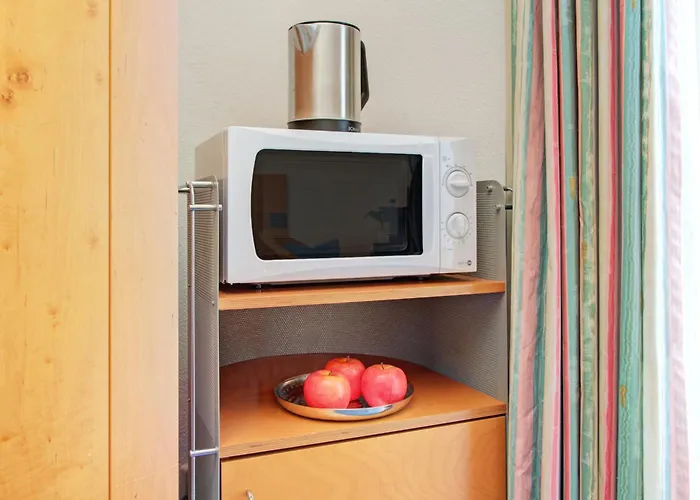 בית הארחה Zum Storchennest 3*