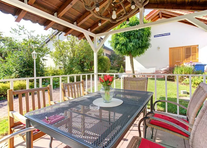 בית הארחה Zum Storchennest 3*